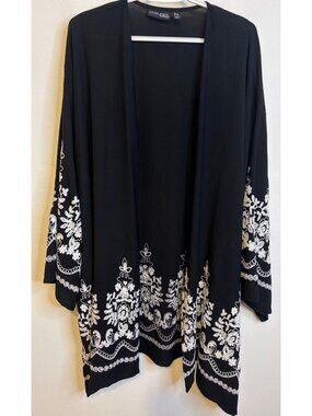 Attitudes by Renee Long Sleeve Cardigan 2X Duster Black White Embroidered Kimono